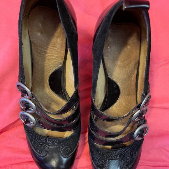Fluevog Baroque Rubens Heels - Picture 2 of 9